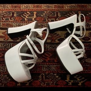 Vintage Y2K Platforms